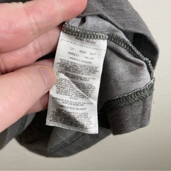 Columbia Basic Tee - Gray - Medium - Picture 4 of 7